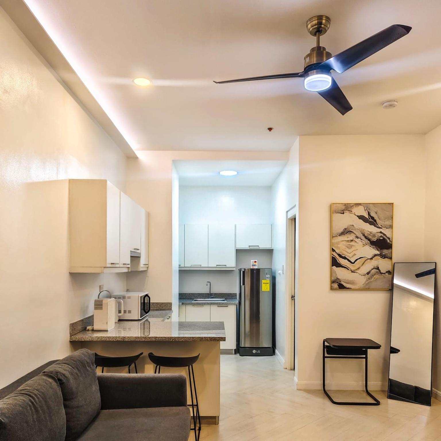 Voss Condominium Quezon City Esterno foto